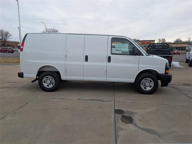 2026 Chevrolet Express Cargo Van Base
