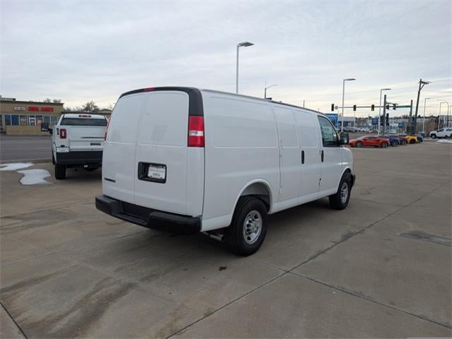 2026 Chevrolet Express Cargo Van Base