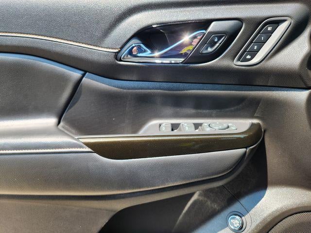 2022 GMC Acadia AT4