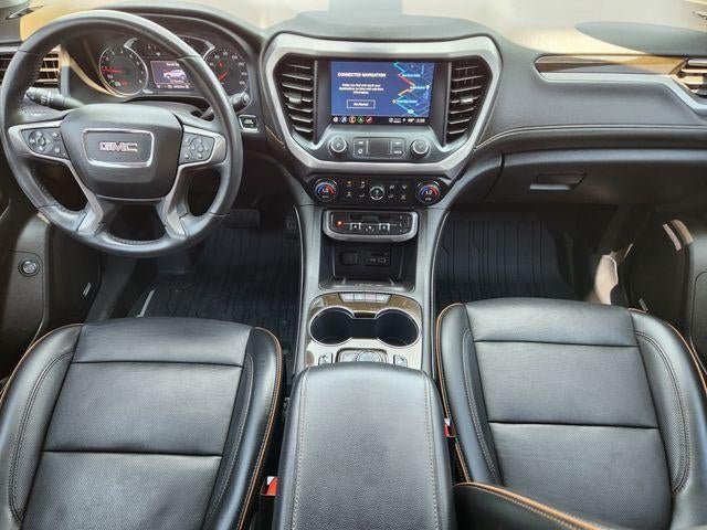 2022 GMC Acadia AT4