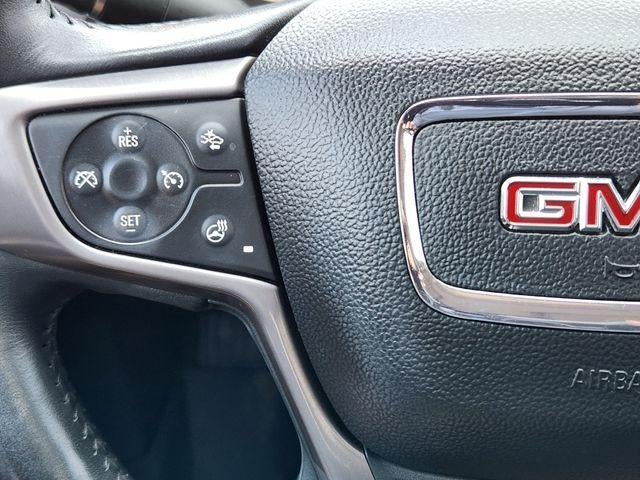 2022 GMC Acadia AT4