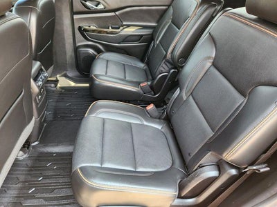 2022 GMC Acadia AT4