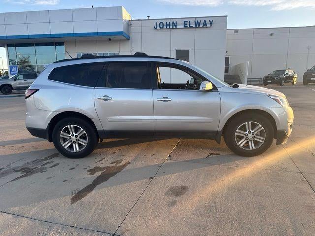 2017 Chevrolet Traverse 2LT