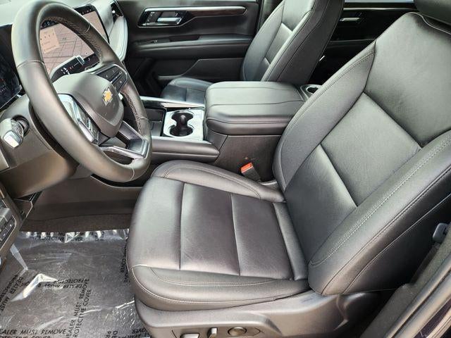2025 Chevrolet Suburban LT