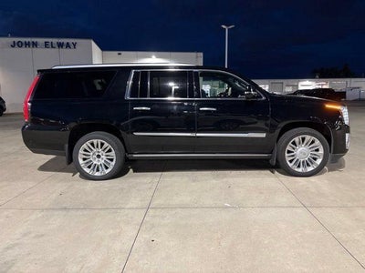 2019 Cadillac Escalade ESV Platinum Edition