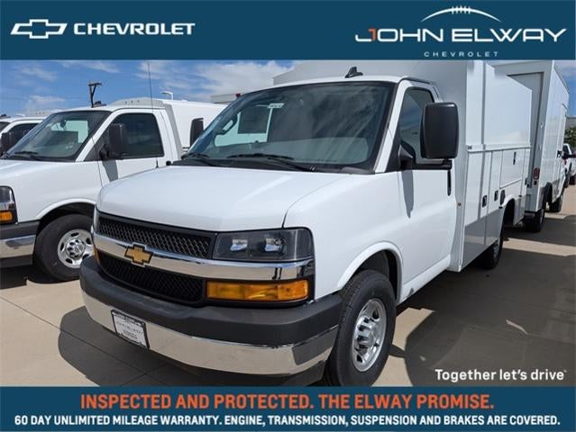 2025 Chevrolet Express Commercial Cutaway Base