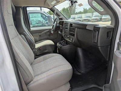 2025 Chevrolet Express Commercial Cutaway Base
