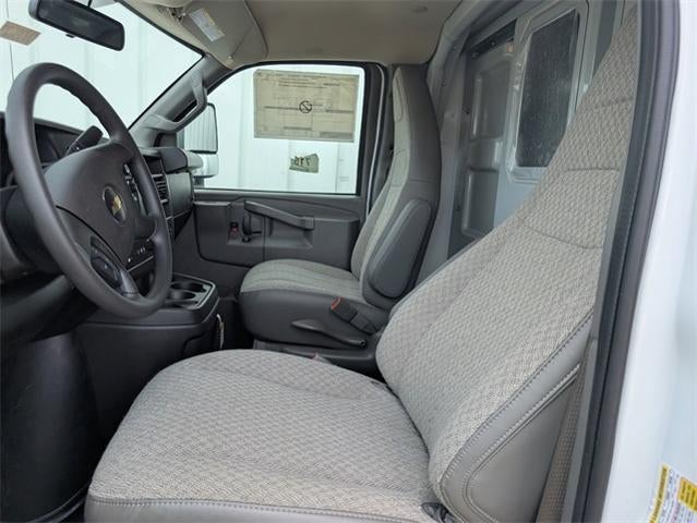 2025 Chevrolet Express Commercial Cutaway Base