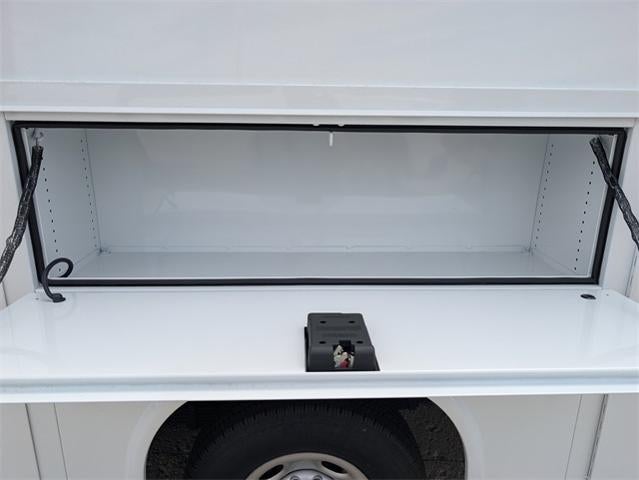 2025 Chevrolet Express Commercial Cutaway Base