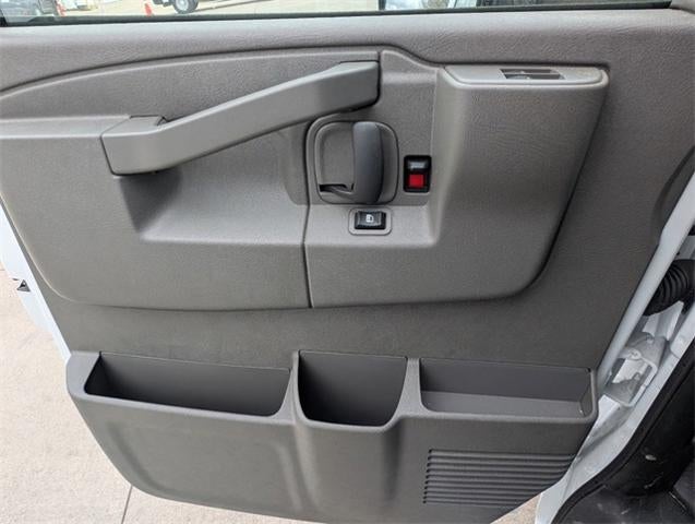 2024 Chevrolet Express Commercial Cutaway Base