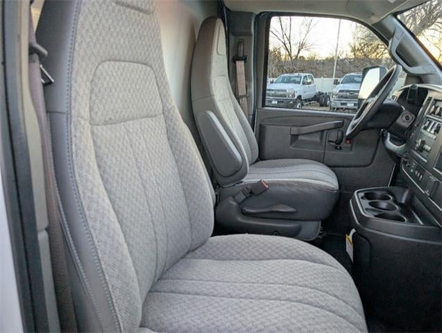 2024 Chevrolet Express Commercial Cutaway Base