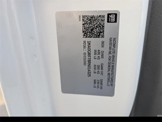 2024 Chevrolet Express Commercial Cutaway Base