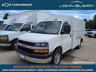 2025 Chevrolet Express Commercial Cutaway Base