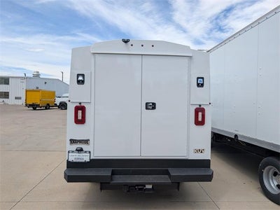 2025 Chevrolet Express Commercial Cutaway Base