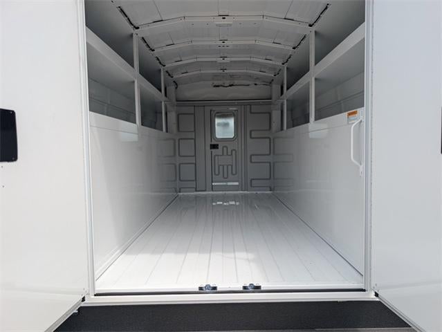 2025 Chevrolet Express Commercial Cutaway Base