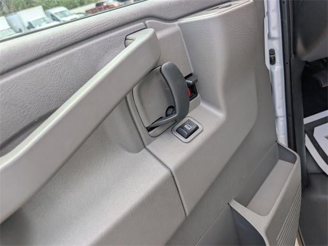 2025 Chevrolet Express Commercial Cutaway Base