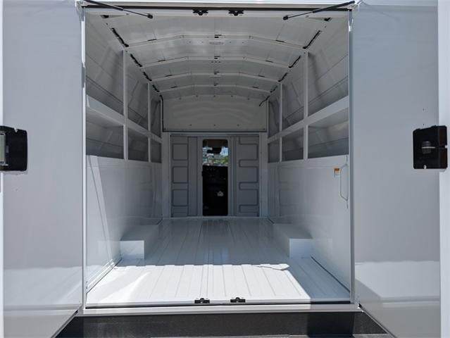 2024 Chevrolet Express Commercial Cutaway Base