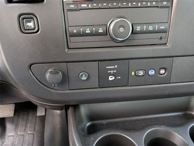 2024 Chevrolet Express Commercial Cutaway Base