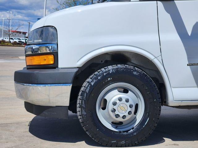 2021 Chevrolet Express Commercial Cutaway Work Van