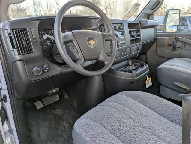 2024 Chevrolet Express Commercial Cutaway Base