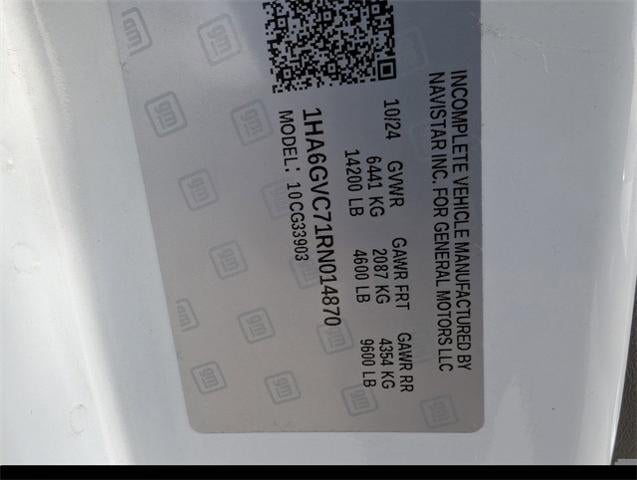 2024 Chevrolet Express Commercial Cutaway Base