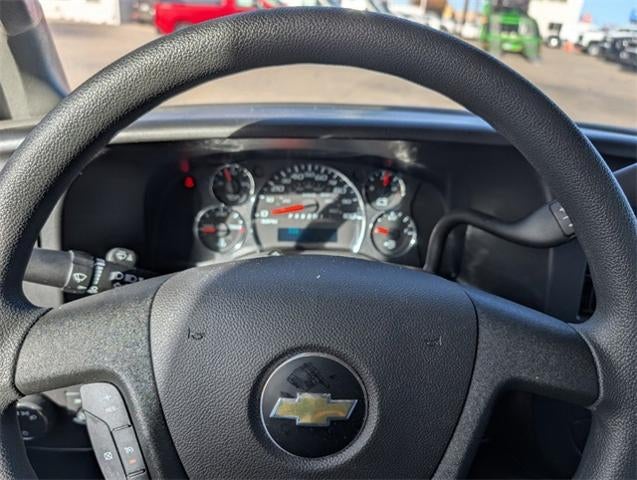 2024 Chevrolet Express Commercial Cutaway Base