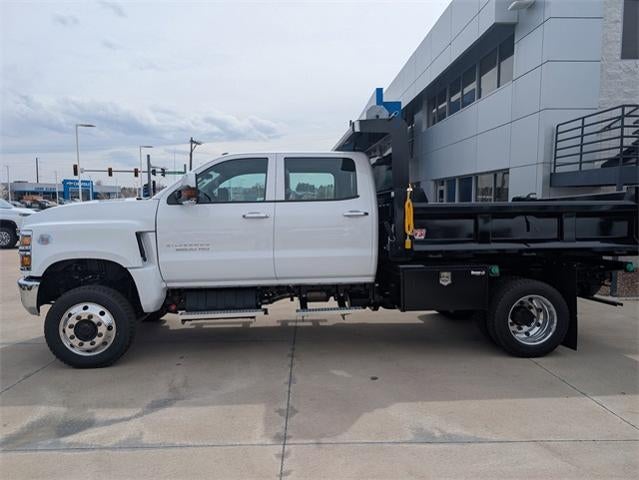 2024 Chevrolet Silverado Chassis Cab Work Truck