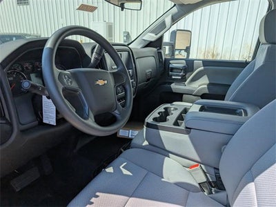 2025 Chevrolet Silverado Chassis Cab WT