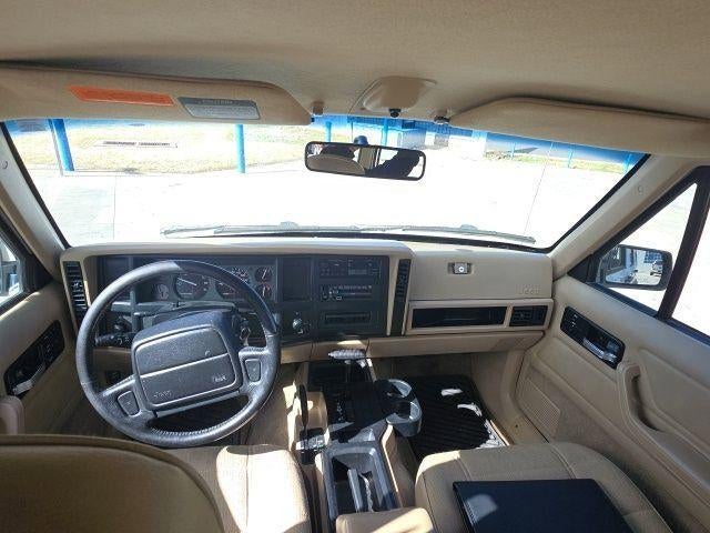 1995 Jeep Cherokee Sport