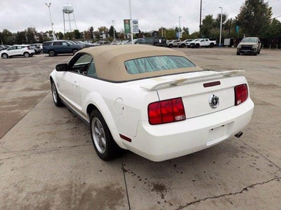 2006 Ford Mustang V6 Deluxe