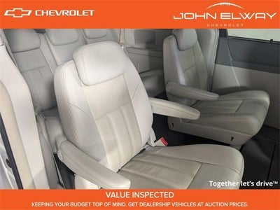 2008 Chrysler Town &amp; Country Touring