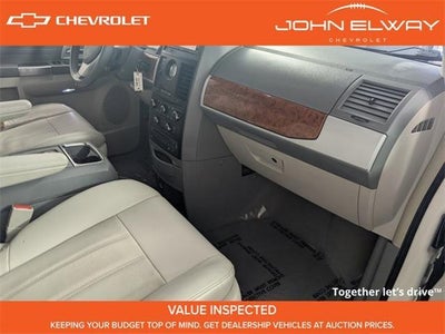 2008 Chrysler Town &amp; Country Touring