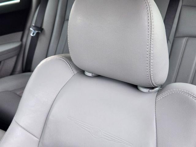 2006 Chrysler 300-Series Base