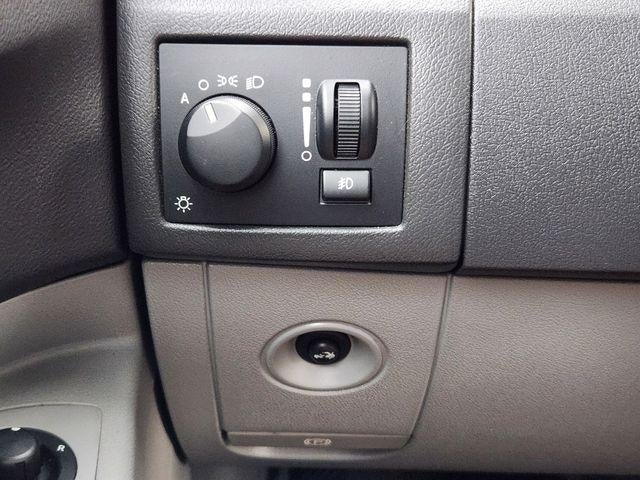 2006 Chrysler 300-Series Base