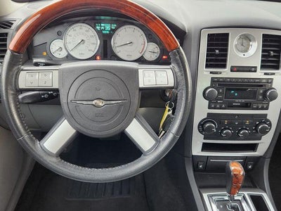 2006 Chrysler 300-Series Base