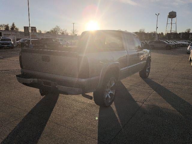 2000 Chevrolet Silverado 1500 LS