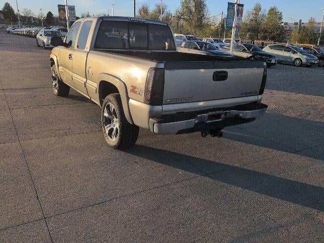 2000 Chevrolet Silverado 1500 LS