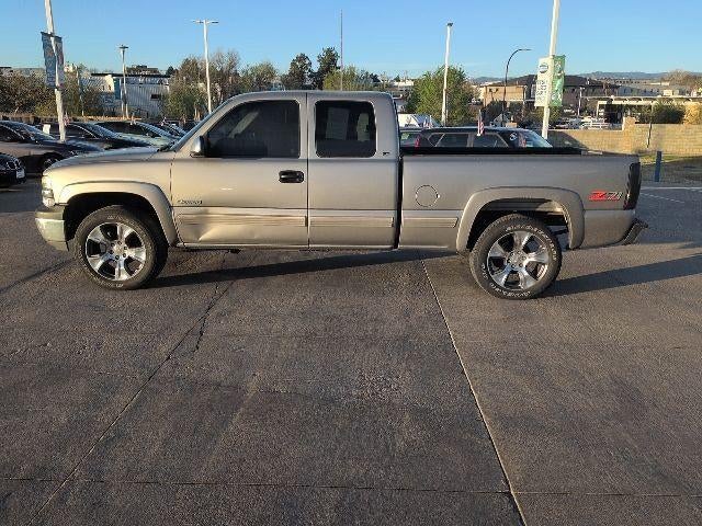 2000 Chevrolet Silverado 1500 LS
