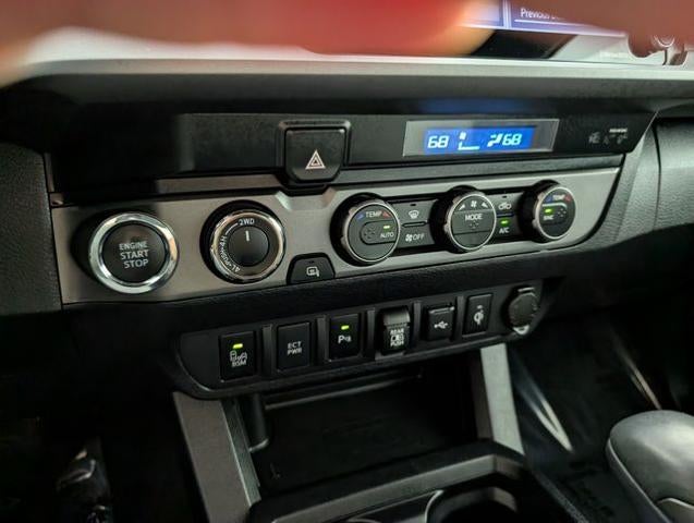 2022 Toyota Tacoma 4WD TRD Off-Road