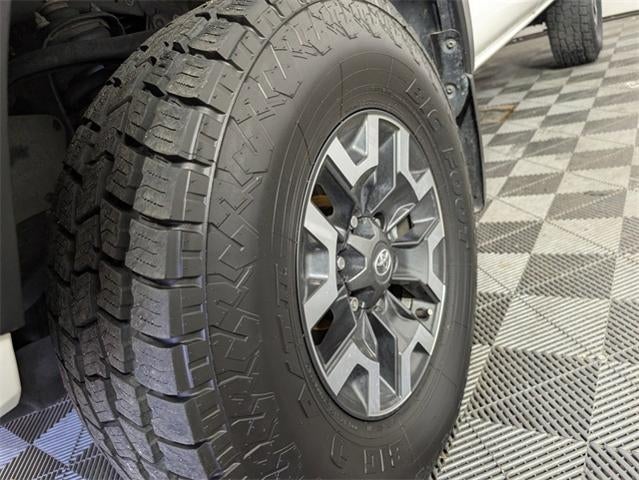 2022 Toyota Tacoma 4WD TRD Off-Road