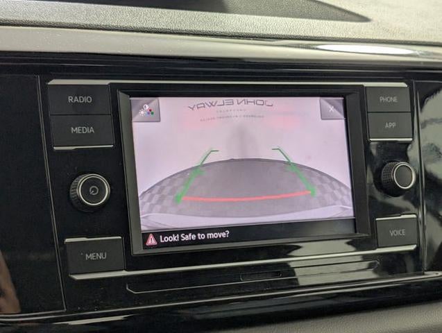 2022 Volkswagen Taos 1.5T S