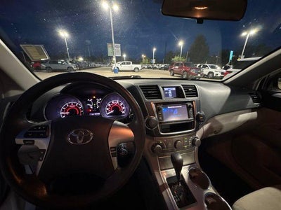 2013 Toyota Highlander Base Plus V6