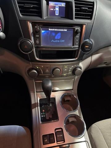 2013 Toyota Highlander Base Plus V6