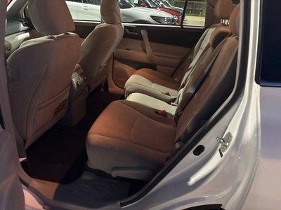 2013 Toyota Highlander Base Plus V6