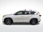 2016 Toyota Highlander XLE V6