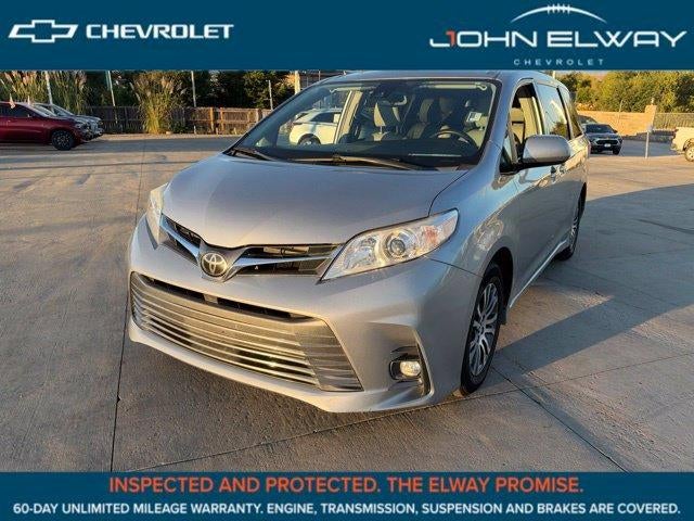 2018 Toyota Sienna XLE