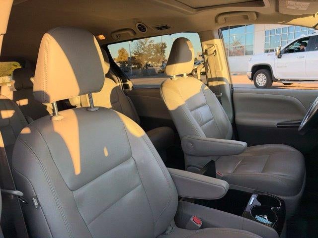 2018 Toyota Sienna XLE