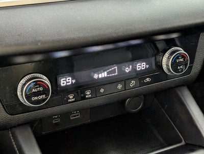 2024 Mitsubishi Outlander ES