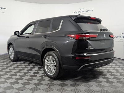 2024 Mitsubishi Outlander ES
