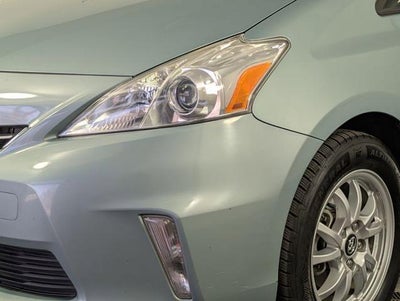 2013 Toyota Prius v Two